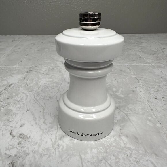 Cole & Mason Hoxton Pepper Mill Pepper Grinder White Gloss - Picture 12 of 13